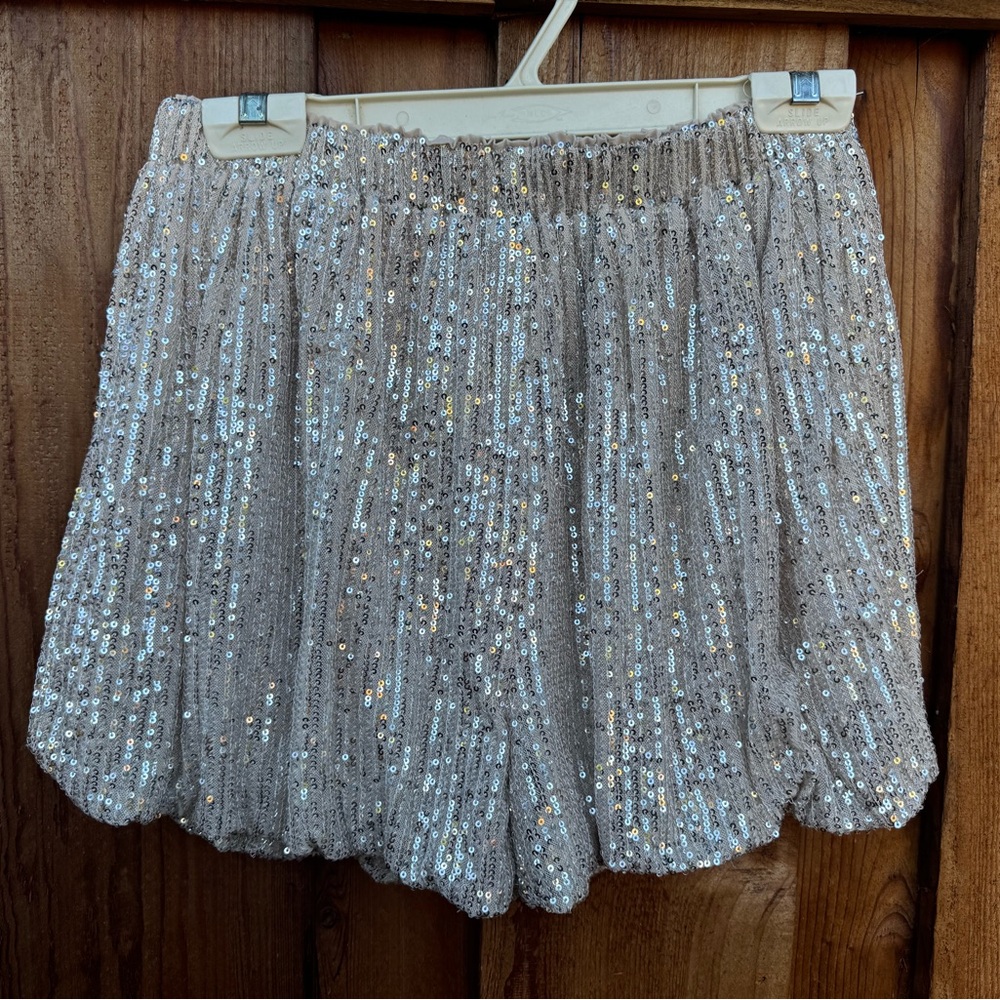 NWT gold sequence shorts S